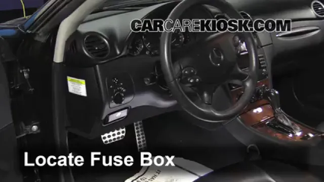 2006 Mercedes-Benz CLK350 3.5L V6 Convertible (2 Door) Fusible (intérieur) Remplacement